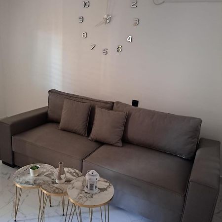 Apartmani Ana Tribalj Eksteriør billede