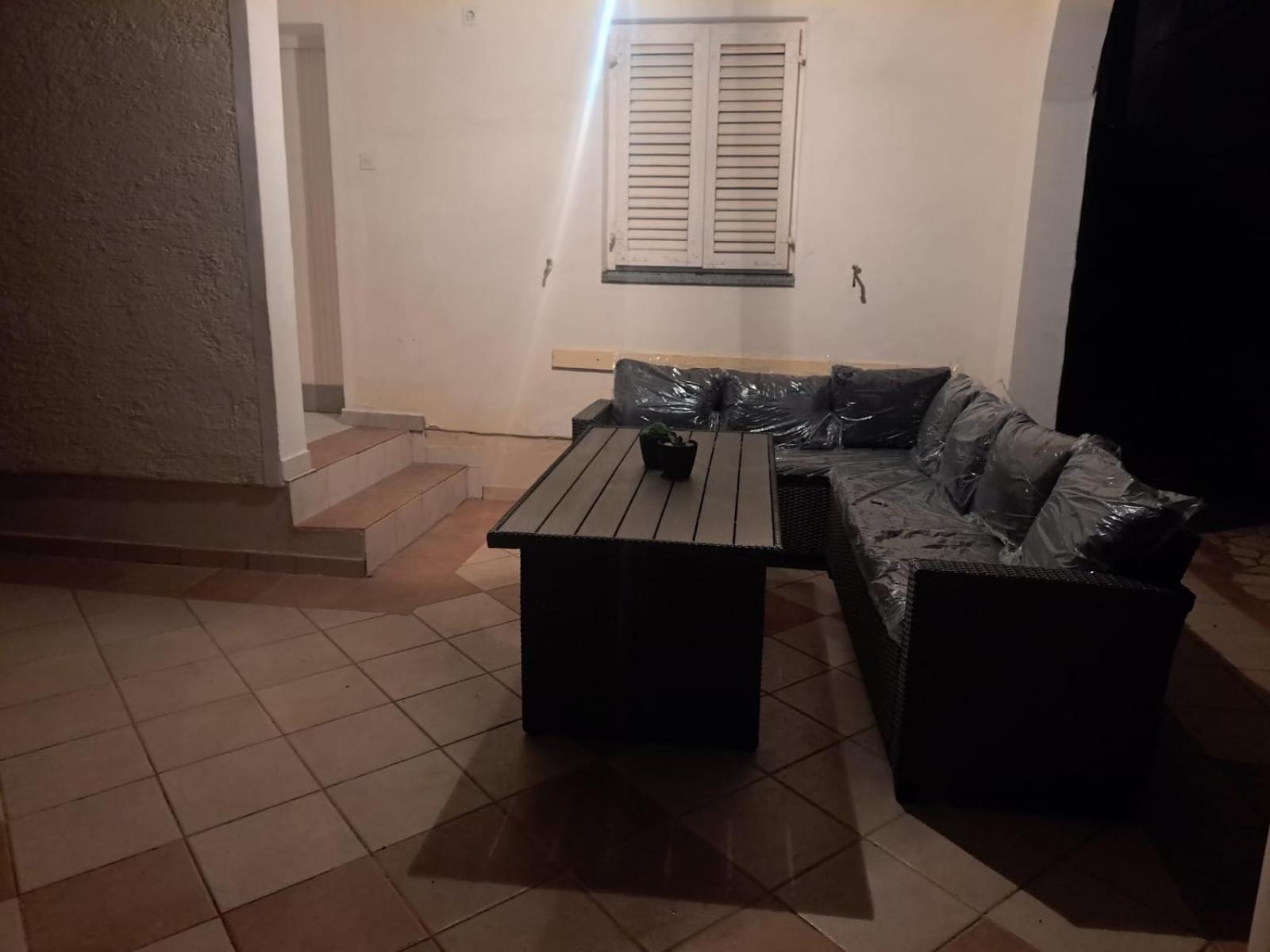 Apartmani Ana Tribalj Eksteriør billede